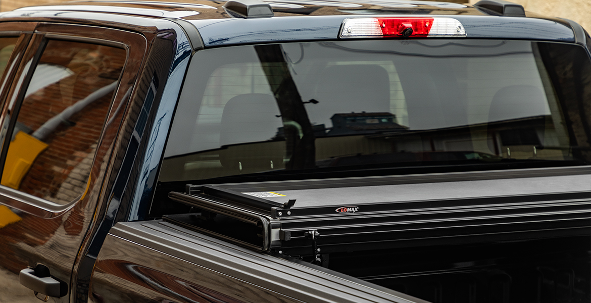 LOMAX Hard Tonneau Cover